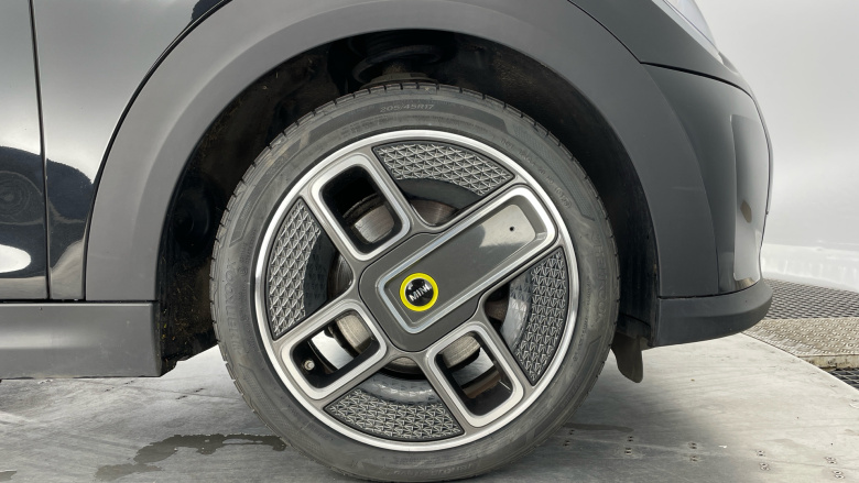 MINI Hatchback 135kW Cooper S Level 1 33kWh 3dr Auto Electric Hatchback